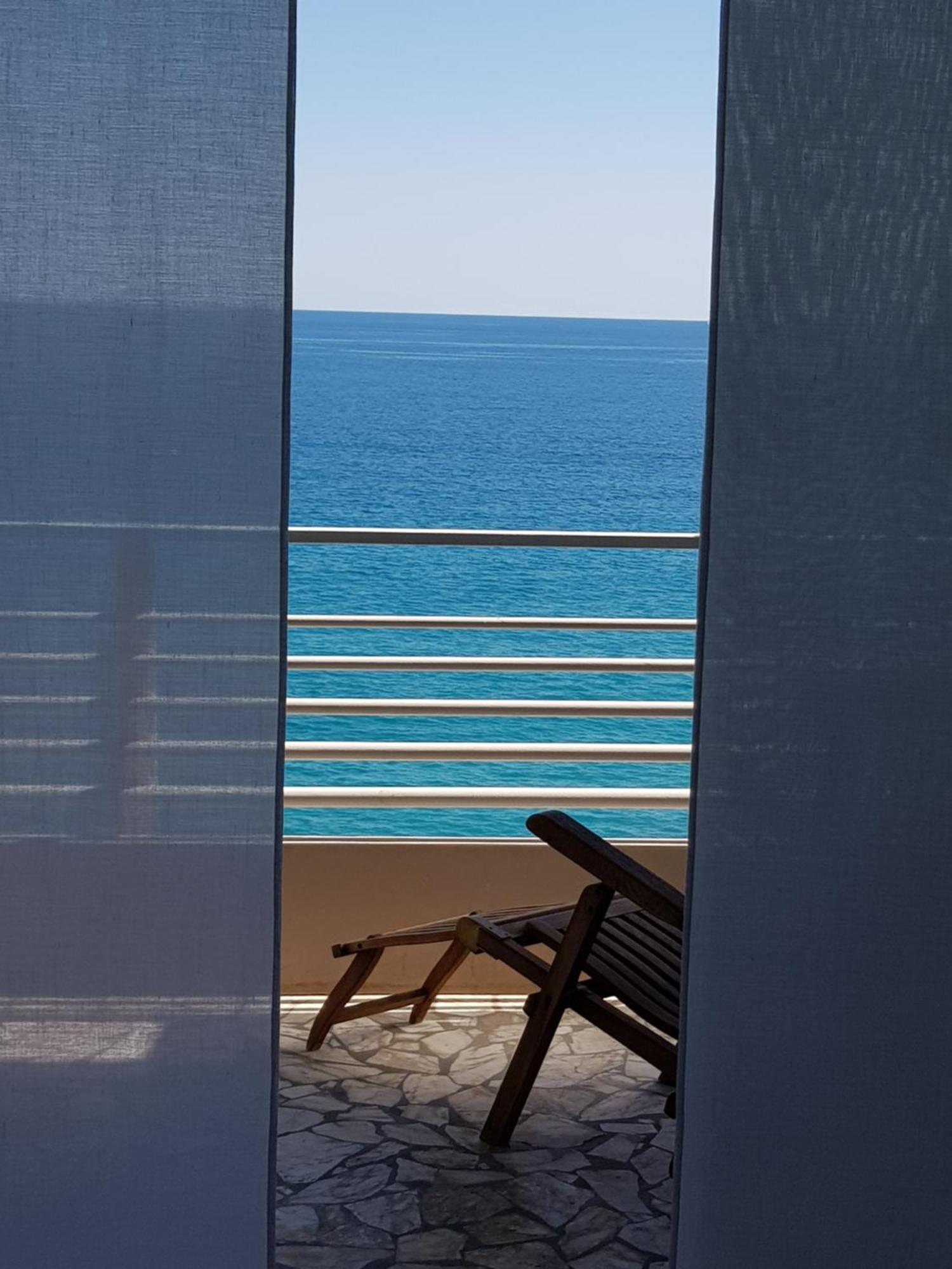 Menton Front Bord De Mer Cote D'Azur Florentina Sea View French Riviera Proche Monaco Montecarlo Superb Studio Екстериор снимка